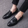 Casual Shoes Fashion Men Dress Black Party Wedding Pointed Toe Flats Driving Loafers Oxford Formal Leather 2024