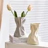 Vases Nordic Home Decor Sac Vase Creative Céramique Fleur Moderne Salon Bureau Ornements De Bureau Accessoires De Bureau