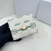 Haute Qualité Femme Petit Portefeuille Designer Derme Hommes Titulaire de la carte Embrayage de luxe Mini Flip Fold Coin Carte d'identité Portefeuilles Couleur Cuir Mode Mini sac à main avec boîte