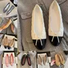 Modedesigner loafers kvinnor chanells skor rosa beige lyx paris märke lady mjuk läder låg klackar platt klänning sko damer chanelsandals ballerina tofflor