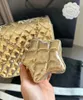 Mulheres brilhantes estilista de mochila bolsa de aba clássica com moeda de moeda de estrela Patente Couro de metal dourado Metal Bolsas de noite Totes Bolsa de ombro cruzada corporal