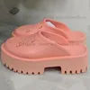 Sandales de luxe pour hommes et femmes, classiques, florales, solides, plates, tongs, équipement, fond épais, plate-forme en caoutchouc, plage, trou, crocscrocsshoes, mocassins