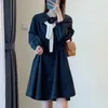 Sukienki swobodne 2024 Spring Autumn Solid Color Doll kołnierz długi rękaw Midi Sukienka Koreańska plisowana asymetryczna elegancka elegancka
