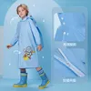 Kinderjas Raincoat baby kleuterschool regen uitrusting elementaire school cartoon poncho met schooltas regenjas voor jongens en meisjes 240401