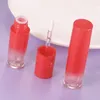 Bouteilles de stockage 30 pièces 50pcs bouteille de Tintoil à lèvres ronde 2.5ml Mini conteneurs de glaçage à lèvres en plastique dégradé rouge vide emballage cosmétique Tube brillant