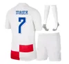 Coupe du monde Croatie Jersey de football 23 Accueil 10 Modric 7 BREKALO # 4 PERISIC Chemise à l'extérieur # 11 BROZOVIC # 9 KRAMARIC # 18 REBIC # 17MANDZUKIC Uniforme de football de l'équipe nationale