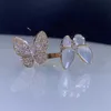 Original Hot Selling 925 Sterling Silver Van White Shell Butterfly Ring pläterad med 18K Rose Gold Opening Double Exquisite High Version med logotyp