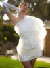 Abiti casual Moda estiva Donna Sexy Monospalla Mini abito bianco con grandi fiori 2024 Elegante festa da sera in club