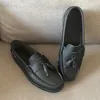 Casual Schoenen 2024 Trend Jeugd Schoeisel Voor Mannen Comfortabele Lederen Sneakers Zwart Kwastje Loafers Heren Slip-On Driver Schoen man