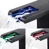 Grifos de lavabo de baño Grifo de lavabo con luz LED Grifo mezclador en frío con caño en cascada