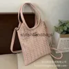 Bolsas de ombro Bolsa de grande capacidade para mulheres 2024 nova moda diamante incrustado tote nicho viajando brilhante ombro único bolsa crossbody H240401