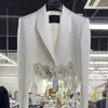 Kvinnors kostymer Elegant White 3D Floral Coat High midjeblommor Tasslar Blazers Jacket Spring Autumn Fringed Pärled Ol Cardigan Tops 2024