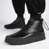 Stövlar Autumn Men Ankle Boots Highcut Solid äkta läder sneakers Motorcykelstövlar TOOL SOOTS PLATFORM SKATEBOARD Sportskor