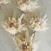 Пампасная трава в богемном стиле Свадебный букет Невеста с цветами в руках Подружка невесты Роза Сухая цветочная композиция Украшение дома 240325