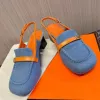 2024 New Designer Sandals Flat Slippers 여성의 여름 데님 샌들 브랜드 캐주얼 패밀리 슬리퍼 배송