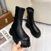 Boots dames 2023 plate-forme féminine Chelsea Boots de mollet noir Pipe d'automne d'hiver en cuir court en cuir court confortable