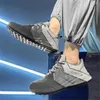 Sapatos casuais dedo do pé redondo sola de borracha atacado designer de luxo tênis masculino correndo homem esporte costura industrial