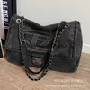 Bolsa de ombro versátil ins bolsa de grande capacidade para mulheres 2023 nova moda tote tamanho pequeno denim corrente crossbody h240401