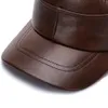 Berretti piatti in vera pelle di mucca con paraorecchie da uomo Cappelli autunno inverno maschili berretti militari in vera pelle di vacchetta al 100% 240311