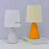 Lampes de table Creative Nordic Origami Lampe de bureau Salle d'étude Chambre de chevet LED Veilleuse