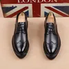 Casual Shoes Men Business Wedding Formal Dress Genuine Leather Brogue Lace-up Derby Shoe Black Platform Sneakers Zapatos Hombre