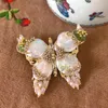 Exquisite Elegant Baroque Pearl Butterfly Brooch Necklace Pendant Dual-use Lady Sweater Scarf Accessories Banquet Party Jewelry 240320