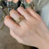 Hot Van Kaleidoscope Ring Womens Pure Silver Plated 18K Gold Narrow Clover Full Diamond Index Finger Couple Handpiece With logo