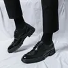 Casual Shoes Lace Up British Style Pointed Toe Leather Men Oxfords Business Formal Brogue Flats Thick Soled