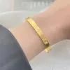 Sailormoon Bracciale alla moda da donna in oro rosa argento braccialetto da donna in acciaio al titanio cacciavite a vite diamante gioielli di design di lusso bracciali da donna