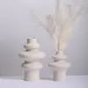 Vase Nordic White Fish Fired Home Accessoriesセラミック花瓶の斑点を付けられた艶をかけられた乾燥した花の福品創造的装飾装飾