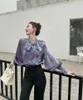 女性用ブラウスシャツ2023秋のレトロシルクシャツレディースファッションシャツエレガントなフリップカラーレディースシャツ長袖Topl240328