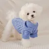 Vêtements pour chiens automne et hiver Twist pull tricoté pull petits chiens de taille moyenne printemps deux pieds chat vêtements pour animaux de compagnie