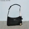 Factory discount designer shoulder bag New underarm small square Single Shoulder Messenger Bag solid womens