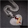 Naszyjniki wisiorek Hip-hop fl Diamond Studded Broken Heart Naszyjnik mężczyzn Kobiet stopowy opaska pomoc Naszyjniki wisiorka biżuteria akcesoria dhqpz
