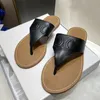 Tasarımcı Terlik Kadın Düz Sandalet Flip Flops Baskılı Deri Yaz Plajı Terlik Kauçuk Sole Luxurys Slaytlar Moda Kutsal Boyut 35-40
