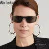 Okulary przeciwsłoneczne kobiet 2024 Luksusowe dekoracja klasyczne okulary projektanta metalowa rama prostokątna UV400