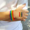 バングル20ピースLGBTブレスレットゲイプライドゲイとレズビアンパーティーのための虹のリストバンド