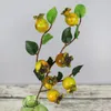 装飾的な花人工ベリーステムバンドルブーケ：DIYリース花瓶のホリデーフローラルアレンジメントのためのローズヒップザクロ