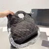 TOTES Yüksek kaliteli tasarımcı çanta kadın moda çanta tasarımcısı tote çanta büyük kapasiteli zincir denim plaj çantası çanta çanta alışveriş çantası tuval nakış omuz tote