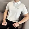 Polo da uomo senza cuciture adesiva alta elasticità polo a maniche corte drappo di seta di ghiaccio di lusso leggero 2024 T-shirt estiva