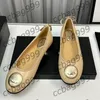 Scarpe eleganti da donna di design di lusso Punta tonda Ballerine basse con tacco piatto Ballerine slip-on Fiocco in pelle di agnello Scarpe Mary Jane Mocassini eleganti vintage Sandali dorati