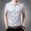 Hommes Plus Tees Polos 2021 Nouveaux hommes Mode Chemise en soie Été Floral Vêtements doux Mâle Casual Chemises à manches courtes YQ240401