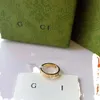 Klassisk utsökt bröllopsmodedesigner ring guld sier färg valda älskare gåvor för kvinnor högkvalitativa smycken tillbehör