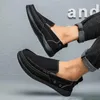 Chaussures décontractées en toile pour hommes, mocassins de Style coréen, plats à enfiler, respirants, résistants à l'usure, à la mode