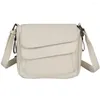 ショルダーバッグ女性デザイナー女性メッセンジャーバッグマザー2024年冬の白いハンドバッグソフトレザーラグジュアリーハンドバッグ