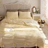 Sängkläder sätter koreanska prinsessan Stil Seersucker Cotton Set Pleat Quilt Cover Bed kjol eller linne kudde Shams sängkläder