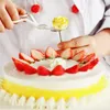 1 Set Flower Ciseaux Gâteau Fleur Nail Splastic Piping Piping Nails Confisery Nails Ice Cream Decorating Baking Tool DIY PATTRY GRACKETFOR PASTING BRACKET CAKE FLOR