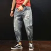 Homens verão rasgado tornozelo comprimento plus size jeans 38 40 42 harem buracos hip hop calças denim riscado solto meninos calças 240311