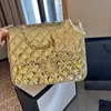 Mulheres brilhantes estilista de mochila bolsa de aba clássica com moeda de moeda de estrela Patente Couro de metal dourado Metal Bolsas de noite Totes Bolsa de ombro cruzada corporal