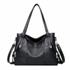 Shoulder Bags Luxury Handbags Women Designer 2024 Soft Leather Bag Sac A Main Plaid Large Capacity Casual Tote